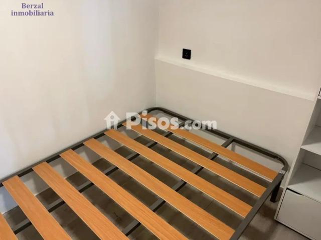 Loft en alquiler en Calle de Piqueras