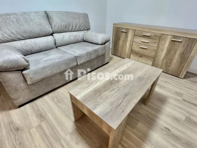 Loft en alquiler en Calle del Monte Gamonal