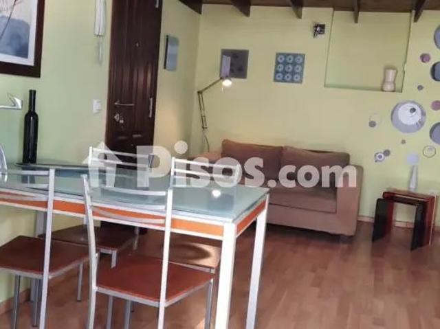 Loft en alquiler en Carrer del Bisbe