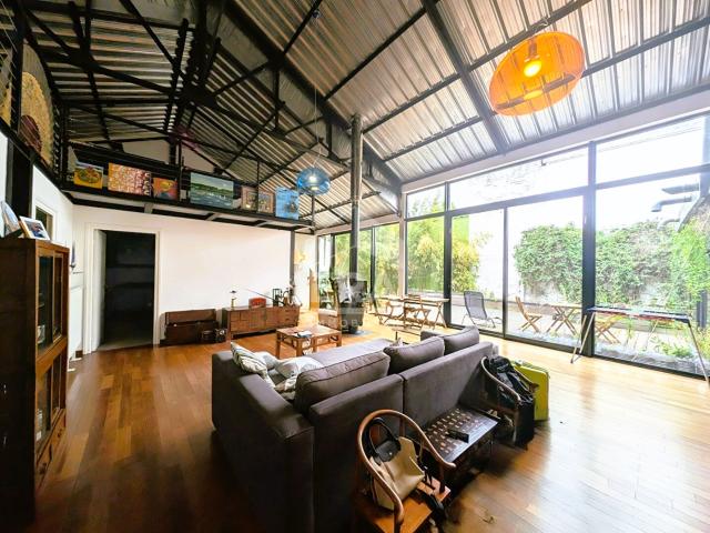 Loft en duplex 4 chambres garage et terrasse