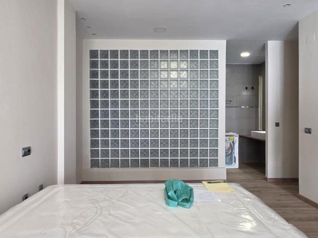 Loft en venta en Algeciras, Bajadilla Fuente Nueva. LOFT EN EL CENTRO. Lofts.