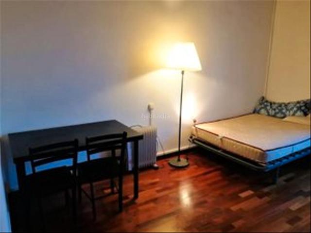 Loft en venta en Barcelona, Raval. Estudio en venta en calle de la Reina Amàlia 13, Barcelona. Lofts.