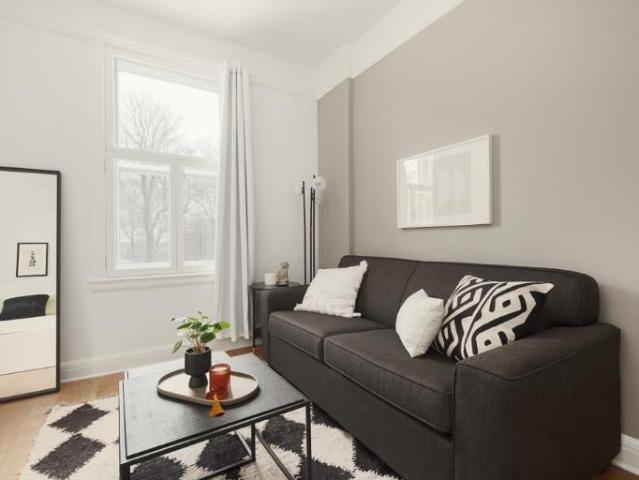 Loft entièrement meublé à louer Montcalm / Saint Sacrement septembre 2026
