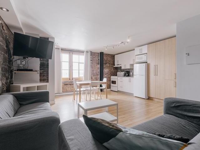 Loft entièrement meublé à louer Vieux Québec février 2027