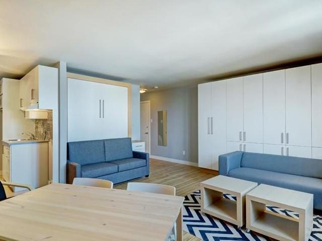 Loft entièrement meublé à louer Vieux Québec septembre 2026