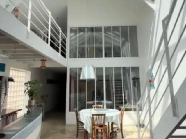 Loft familial – 159 m², 4 chambres, patio – Quartier résiden. 159m² Rennes