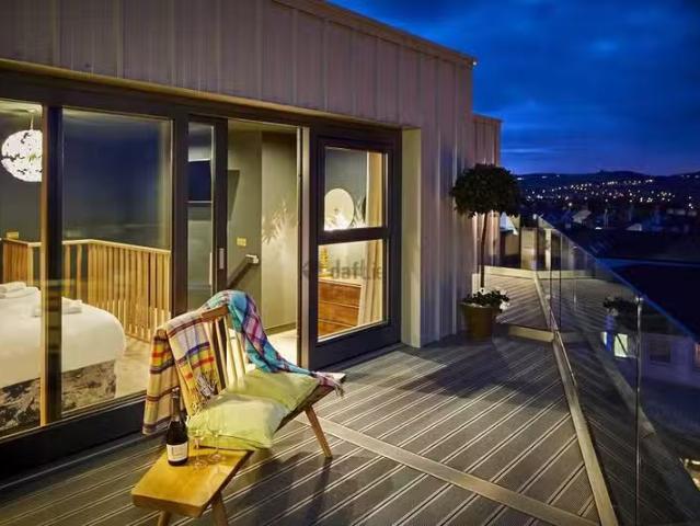 Loft Gairdin, Theatre Lane Lofts, Greystones, Co. Wicklow is f.