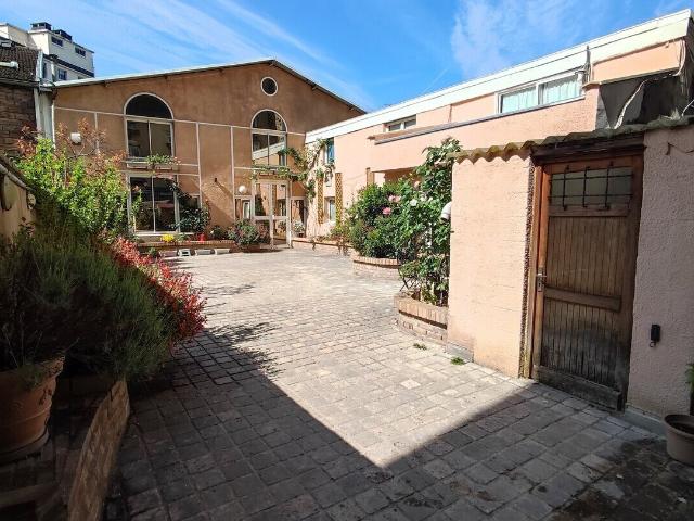 Loft Haut de 500m² Le Bourget