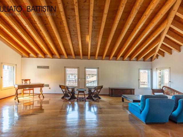 Loft in affitto a Vicenza