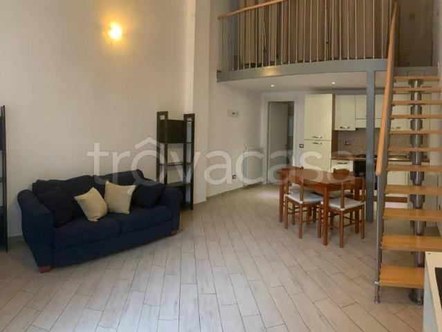 Loft in affitto a Milano via Bernardino Verro, 17, Bocconi