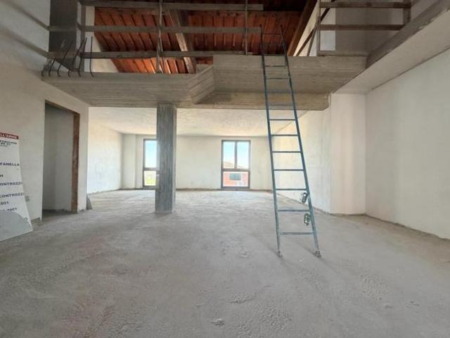 Loft in affitto a Santa Croce sull'Arno 150 mq Rif: 1404053