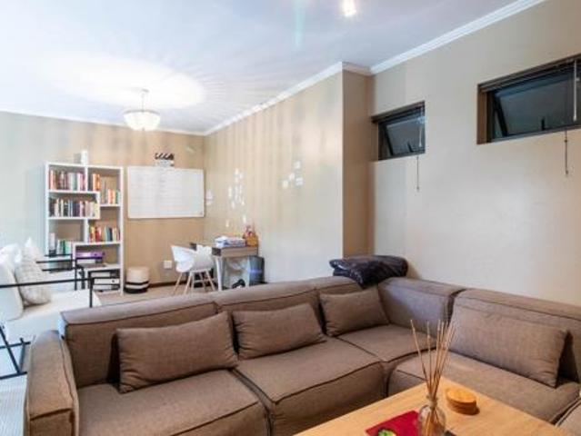 Loft in Jackal Creek Golf Estate