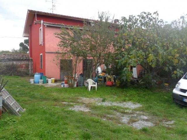 Loft in vendita a Galleno Castelfranco di Sotto 125 mq Rif: 1396059