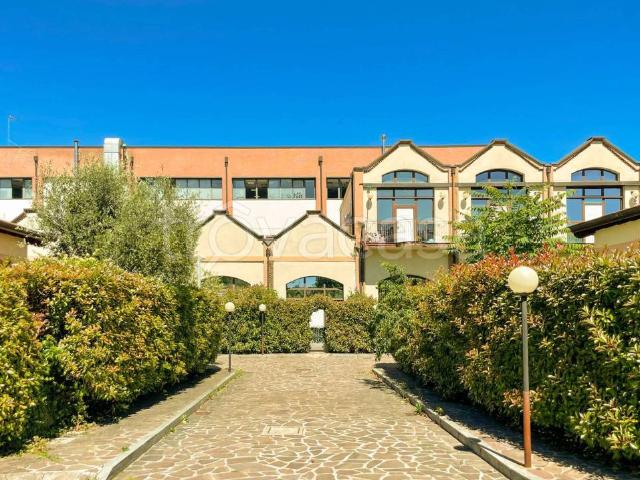 Loft in vendita a Milano via Giacomo Antonini, 20, Vigentino Fatima