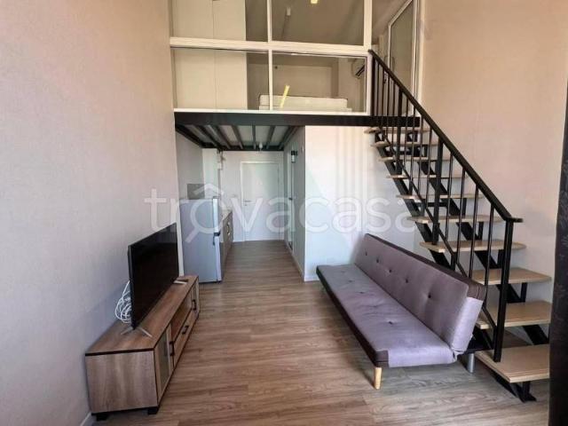Loft in vendita a Milano via Santa Rita Da Cascia, Barona