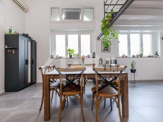 Loft in vendita a Sesto San Giovanni via Giovanni Pascoli, 35