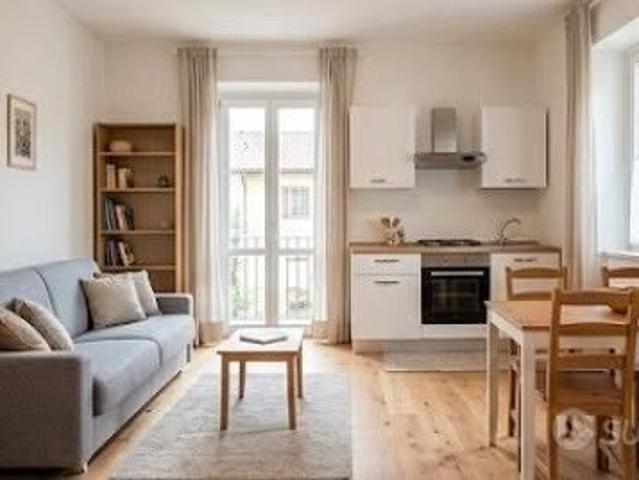 Loft in zona Villa Gordiani con BALCONE