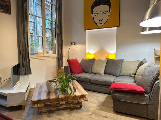 Loft lumineux de 55m2 + mezzanine 20m2 au cÅ“ur dâ€™Aix en P
