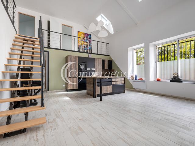 LOFT limoges avec terrasse de 60m2, garages, accessible de plain pied