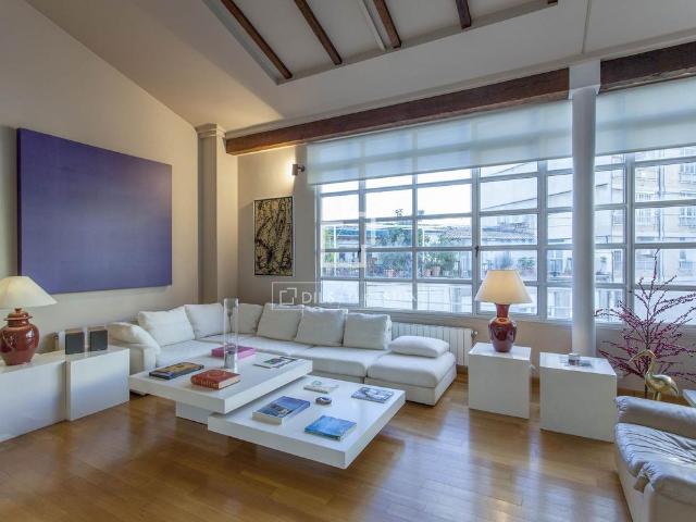 Loft style duplex penthouse for rent close to Gran Vía