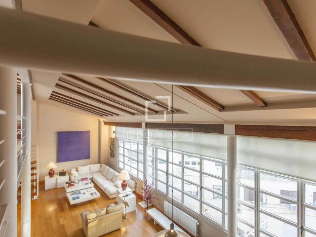 Loft style duplex penthouse for rent close to Gran Vía
