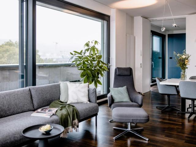 Loft Suite in Zurich – Spacious Design, Private Terrace & Pet Friendly, Zurich Amsterdam Apartments for Rent