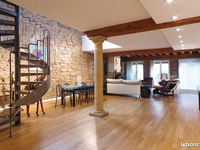 Loft T4 Croix Rousse 300 m²