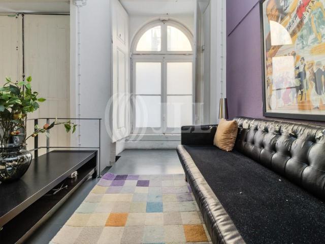 Loft T0+1 com afetação comercial, na Sé, em Lisboa 0m² Santa Maria Maior