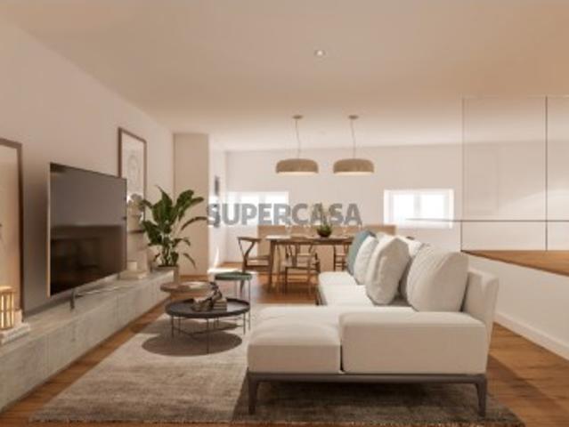 Loft T0+1 duplex, junto às Amoreiras, em Lisboa