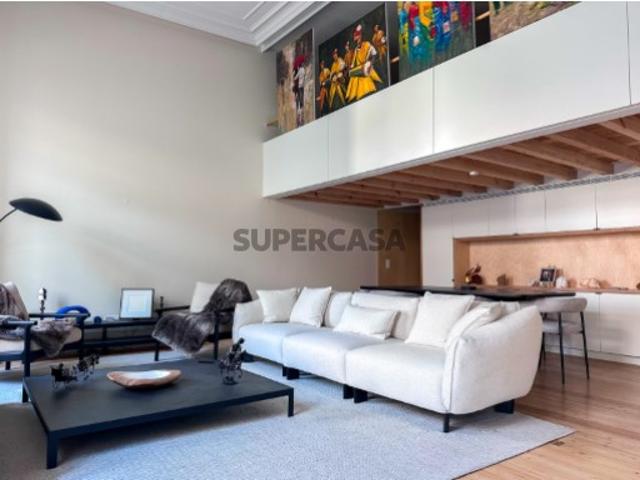 Loft T2 Exclusivo na Baixa de Lisboa junto à Avenida da Liberdade