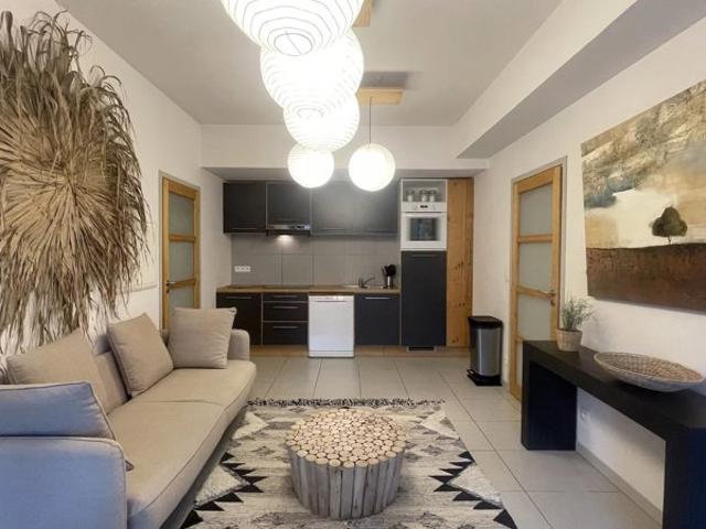 LOFT T3 BIS MEUBLE BIDART A L'ANNEE