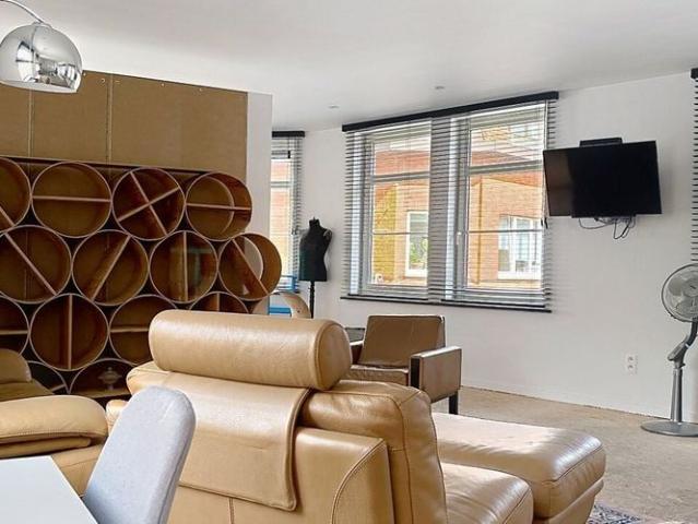 Loft te huur in Hasselt voor € 850 met 1 slaapkamer