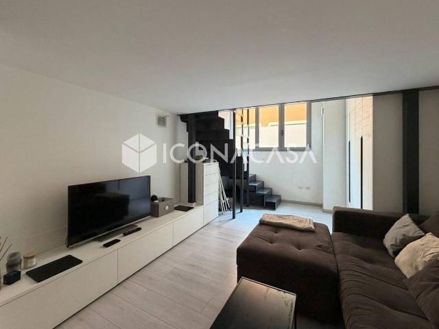 Loft via Giuseppe Sirtori 10, Porta Venezia, Milano