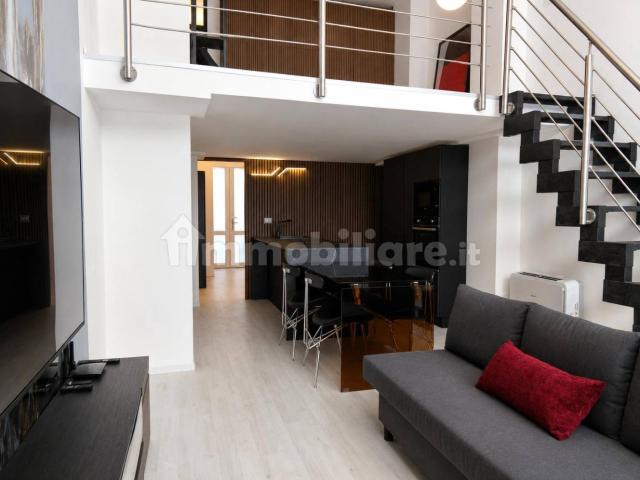Loft via Mombarcaro 16, Santa Rita, Torino