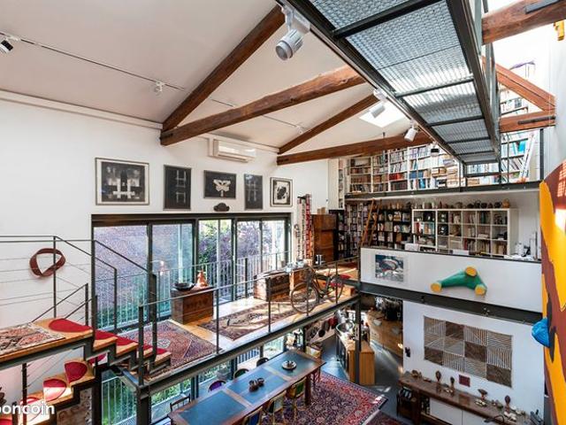 Loft 12 pièces 404 m²