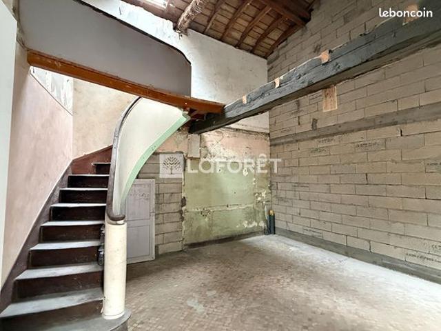 Loft 2 pièces 27 m²