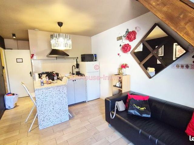 Loft 2 pièces 31 m²