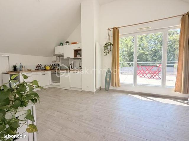 Loft 2 pièces 47 m²