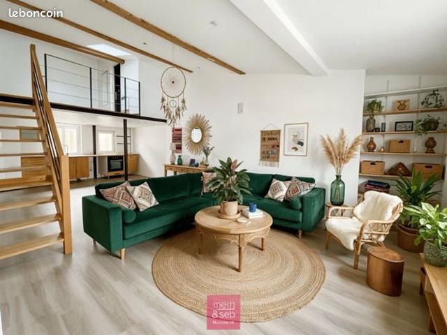 Loft 2 pièces 48 m²