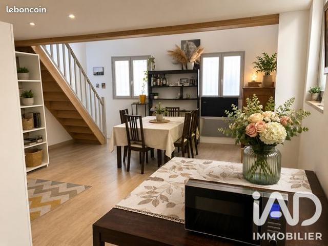 Loft 2 pièces 55 m²