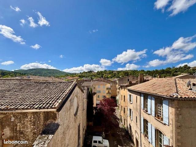 Loft 2 pièces 56 m²