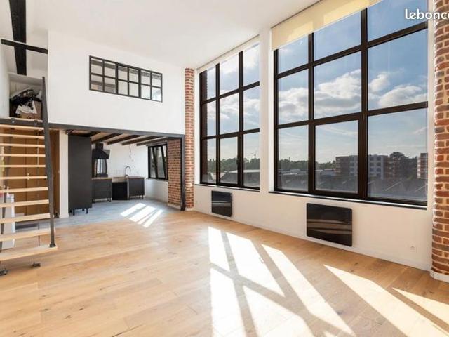 Loft 2 pièces 56 m²