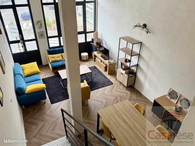 Loft 2 pièces 50 m²