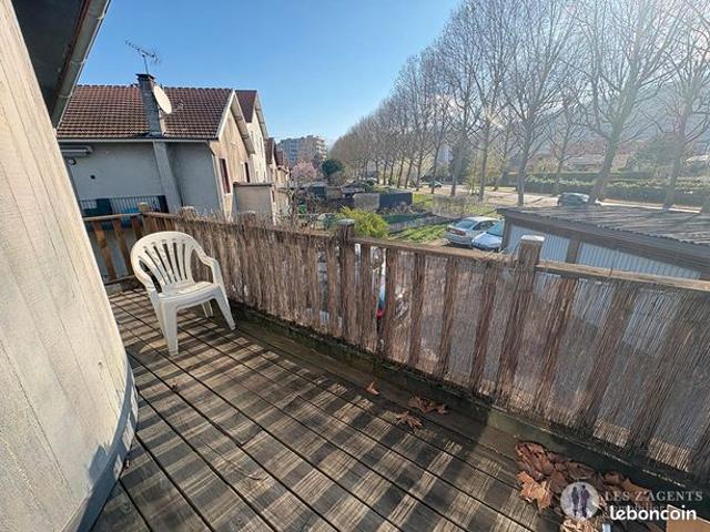 Loft 2 pièces 50 m²