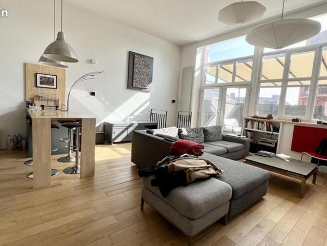 Loft 2 pièces 79 m²