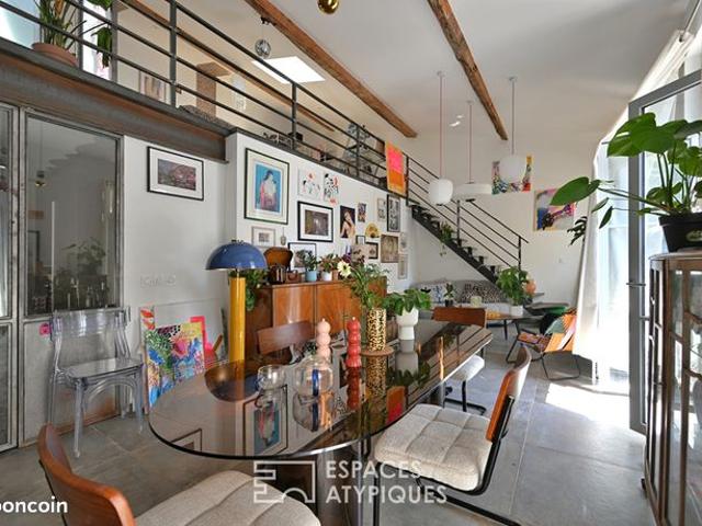 Loft 2 pièces 67 m²