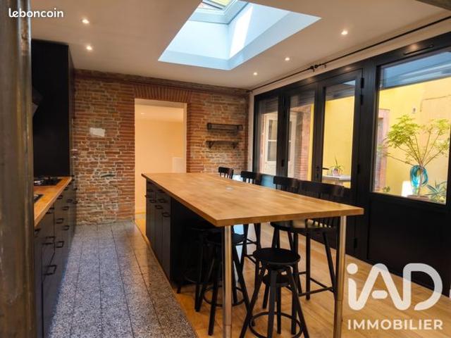 Loft 2 pièces 67 m²