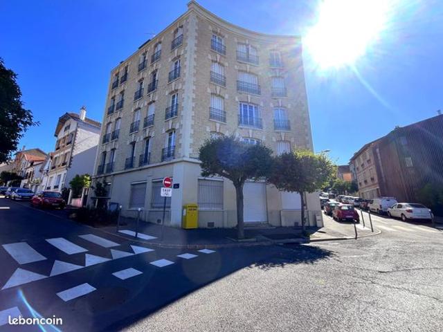 Loft 2 pièces 68 m²