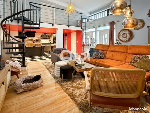 Loft 2 pièces 60 m²