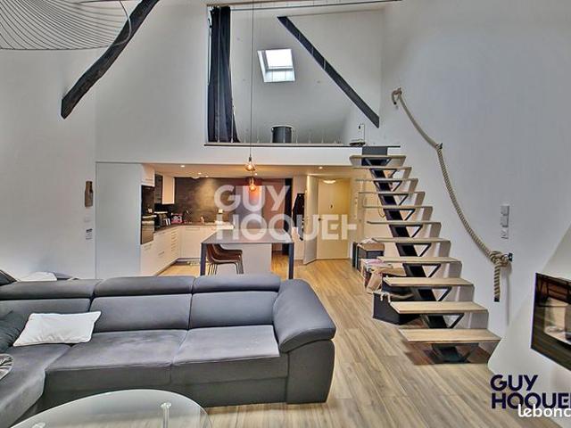 Loft 2 pièces 74 m²